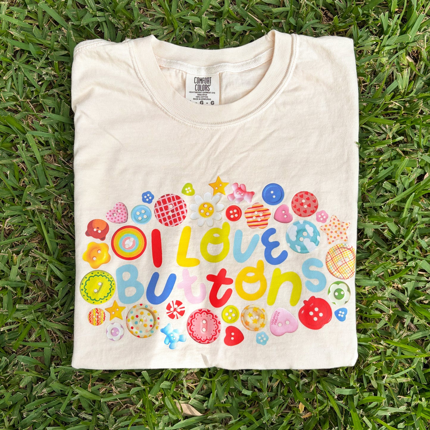 PRE-ORDER: I Love Buttons T-Shirt