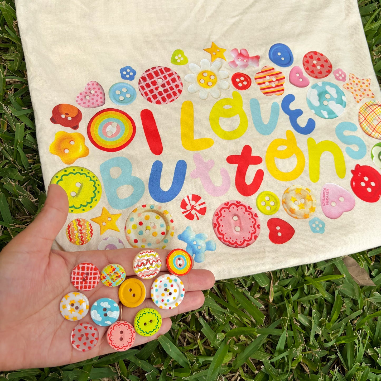 PRE-ORDER: I Love Buttons T-Shirt